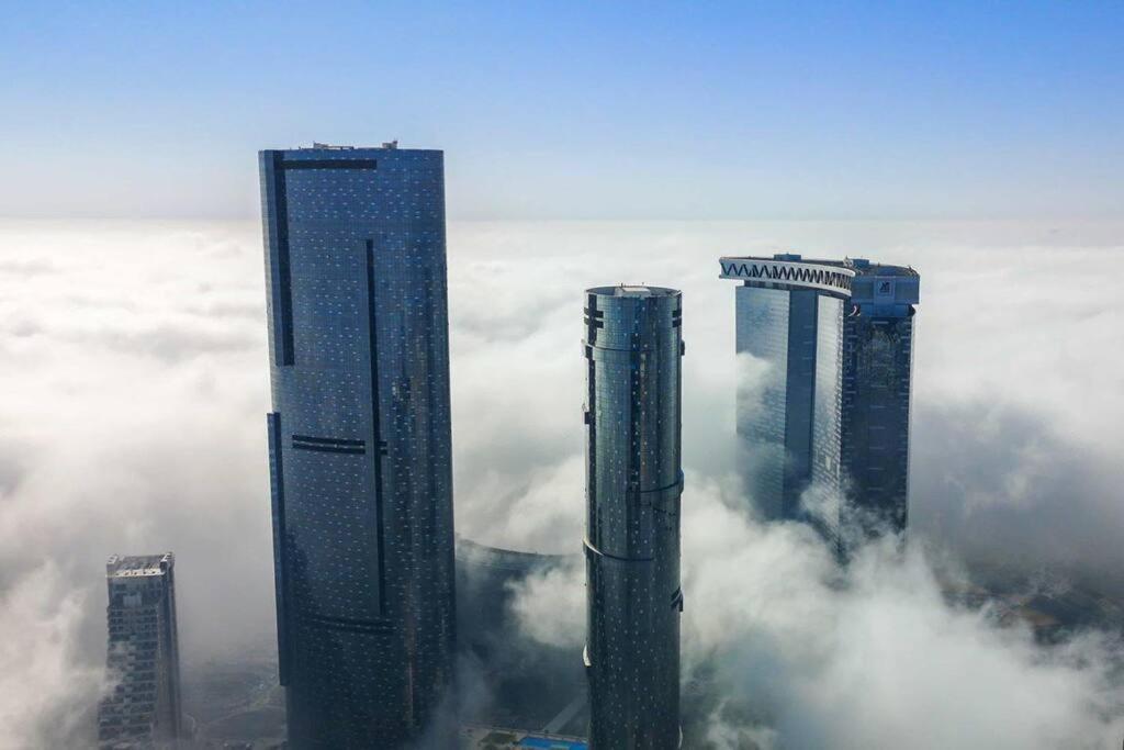 Cozy 1Br In Iconic Tower Appartement Abu Dhabi Buitenkant foto